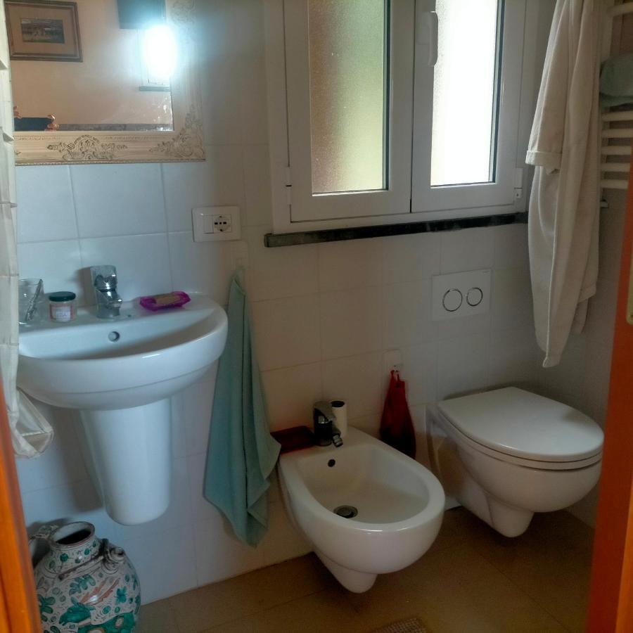 The House In The Green Affitta Camere 카사르자리구레 외부 사진